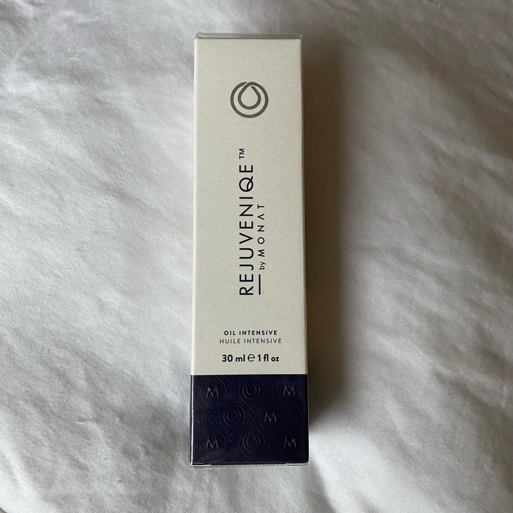 Monat Rejuveniqe Oil Intensive